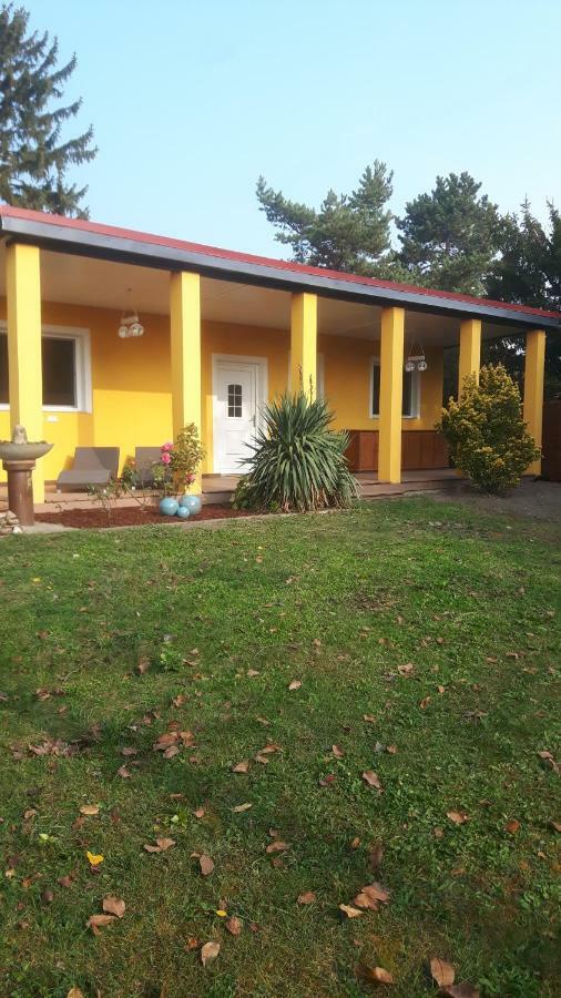 Bungalow At Lake Alte Donau Viena Exterior foto