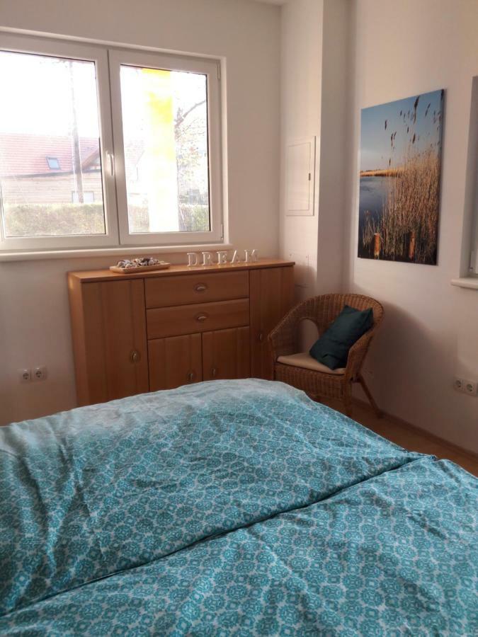 Bungalow At Lake Alte Donau Viena Exterior foto